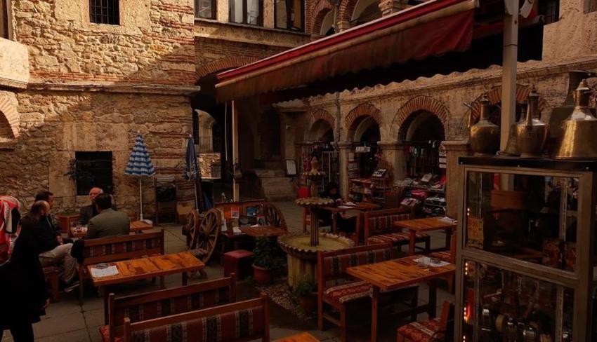 Bolu'nun şehir merkezinde yer alıyor! Turist akını var