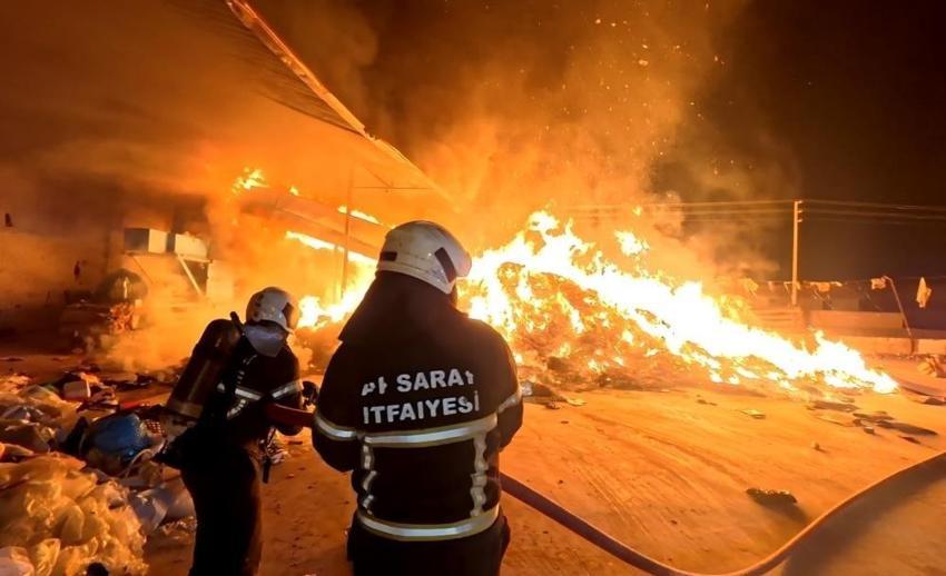 Aksaray'da alevli gece: 3 saatte kül oldu