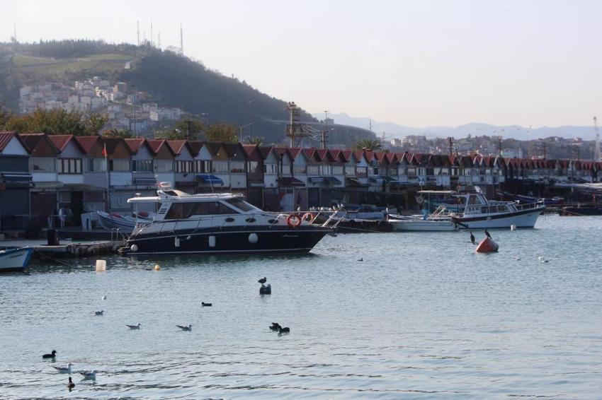 Tapusu yok ederi 6 milyon! Balıkçı barınakları Trabzon'da tartışma konusu oldu