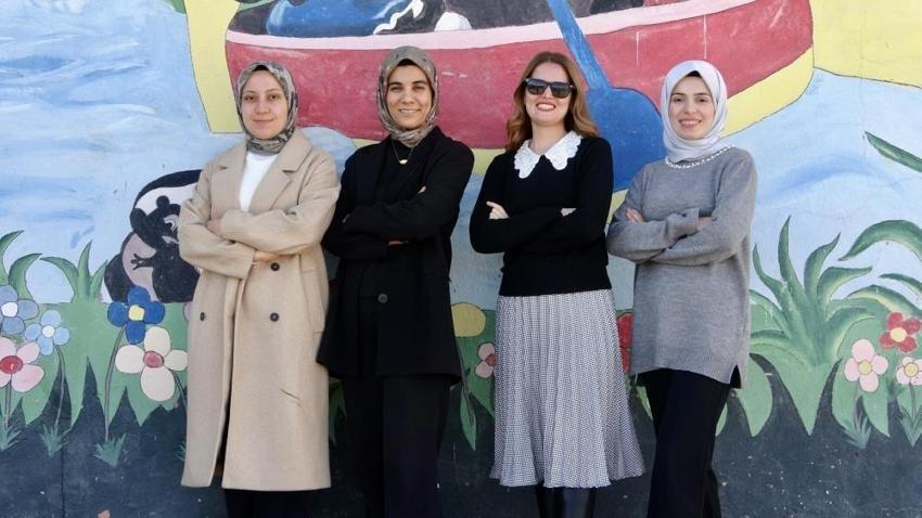 Ağrı'nın 4 meleği köy çocukları için çalışıyor!