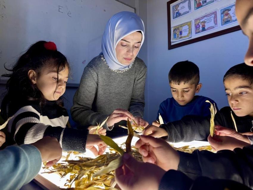 Ağrı'nın 4 meleği köy çocukları için çalışıyor!