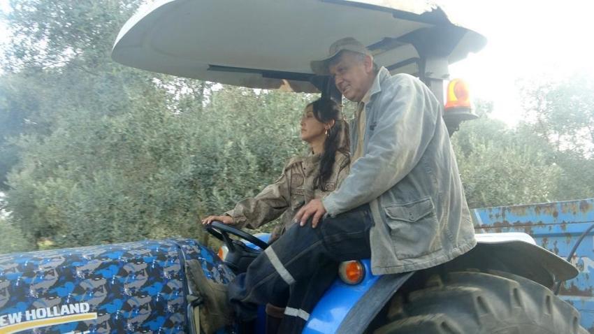 Muğla'ya dönüp baba mesleğini yaptı: Genç kadın huzuru toprakta buldu