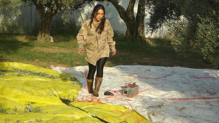 Muğla'ya dönüp baba mesleğini yaptı: Genç kadın huzuru toprakta buldu