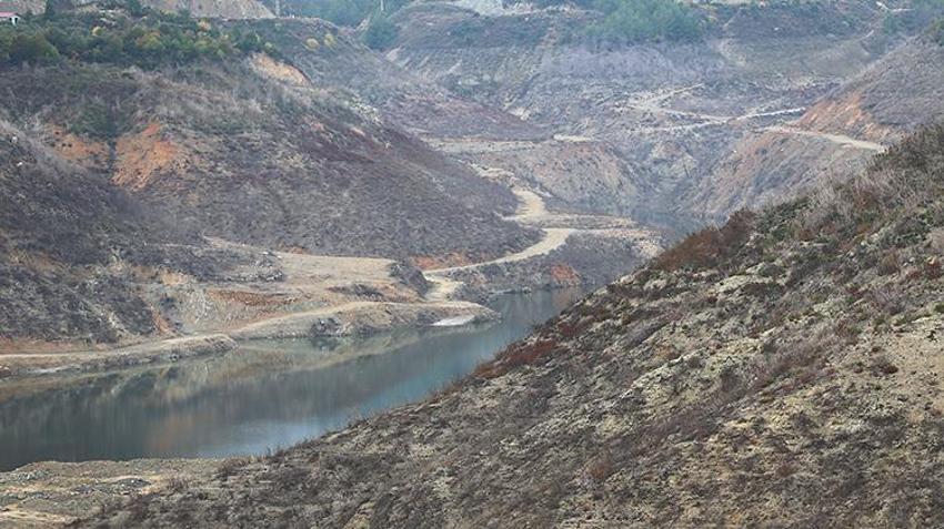 Alarm zilleri çalıyor! Hatay'ın can damarı Karaçay Barajı'nda doluluk oranı %6'ya düştü!