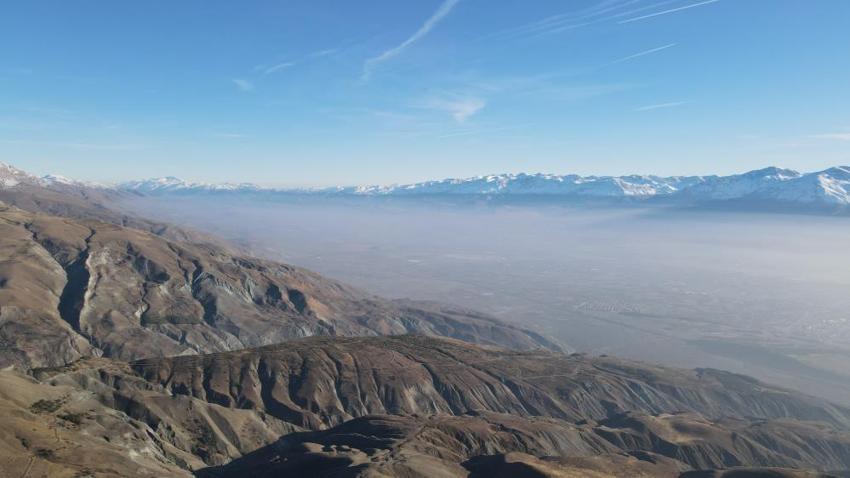 Erzincan'da doğa büyüsünü konuşturdu: Şehri kartpostala çevirdi