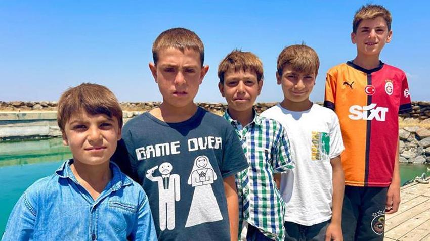 Van'da kış aylarının gelmesiyle sarı saçlı çocukların sayısı azaldı! Bu fotoğraftan eser kalmadı