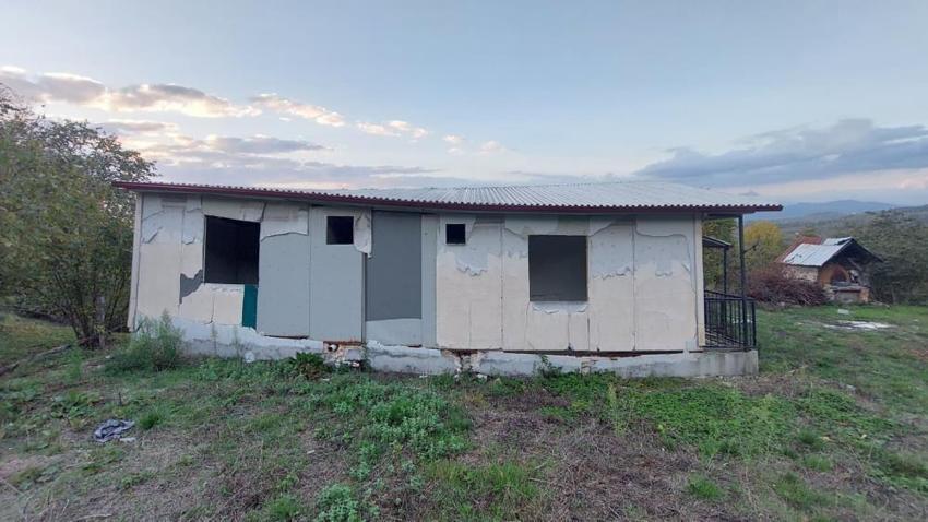 Sakarya Hendek'te bir mahallenin başı dertte! Evler yamuldu, yollar metrelerde aşağı çöküyor: 'Kalıcı çözüm istiyoruz'