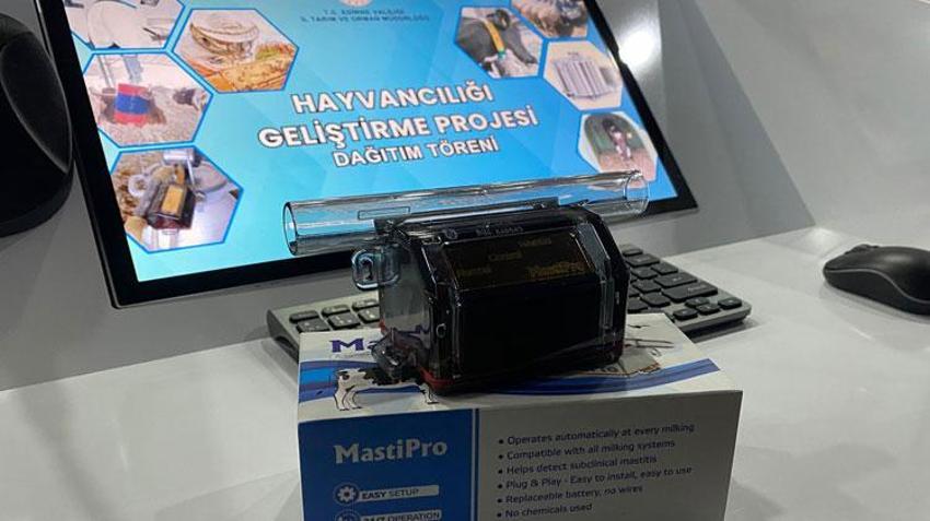 Edirne'de sütte verimi artıracak hamle! 52 besiciye erken teşhis cihazı dağıtıldı
