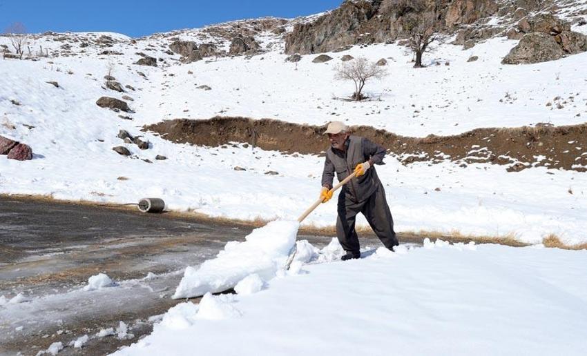 Sıcaklıkları eksilere düşürecek kar yağışları geliyor! Meteoroloji hava durumu raporuyla illeri uyardı