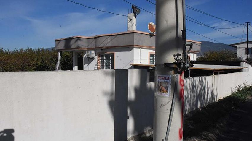 İzmir'de köpeğini kaybeden kadın bulana büyük para ödülü verecek!