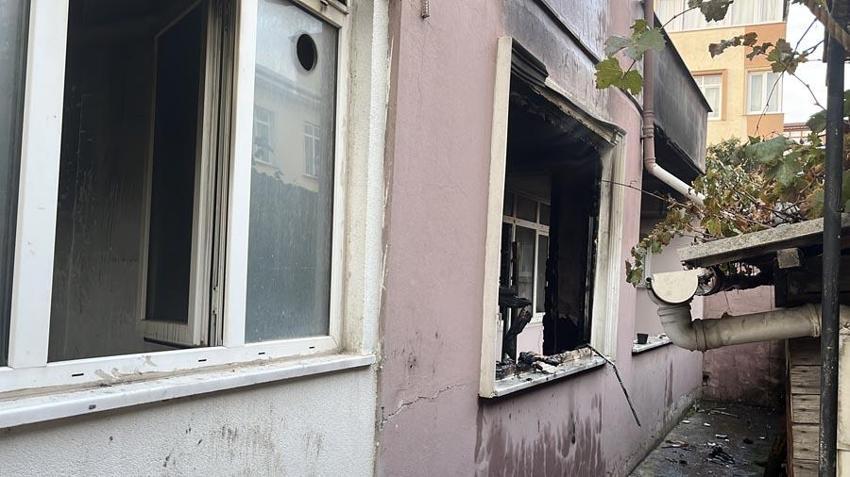 Darıca'da dehşete düşüren olay! Önce bıçak çekti, sonra binayı yaktı: İşçiler alevlerden çarşaf bağlayarak kurtuldu