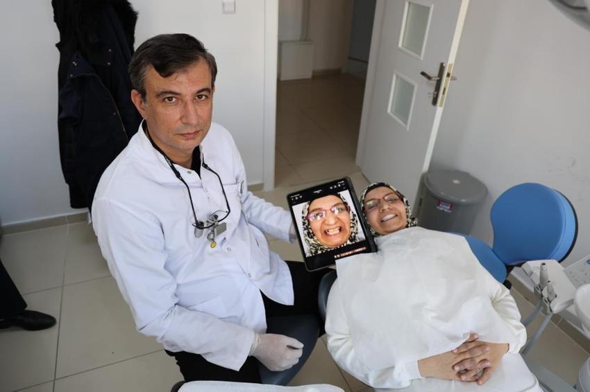 Sivaslı doktor implantı tarihe gömdü! Diş tedavisinde devrim yaratacak proje geliştirdi