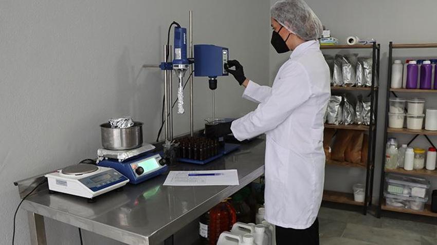 15 yıl sonra memleketine dönüp şirket kurdu! KOSGEB desteğiyle başladı, şimdi ürünlerine talep yağıyor!