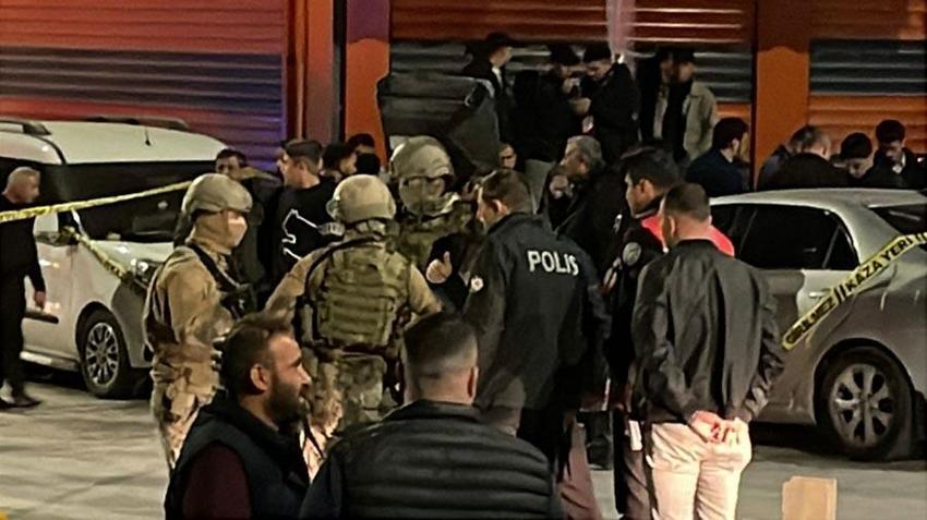 Şanlıurfa Haliliye'de aile kavgasında 2 kayınbiraderini öldürdü, 2 kişiyi de yaraladı