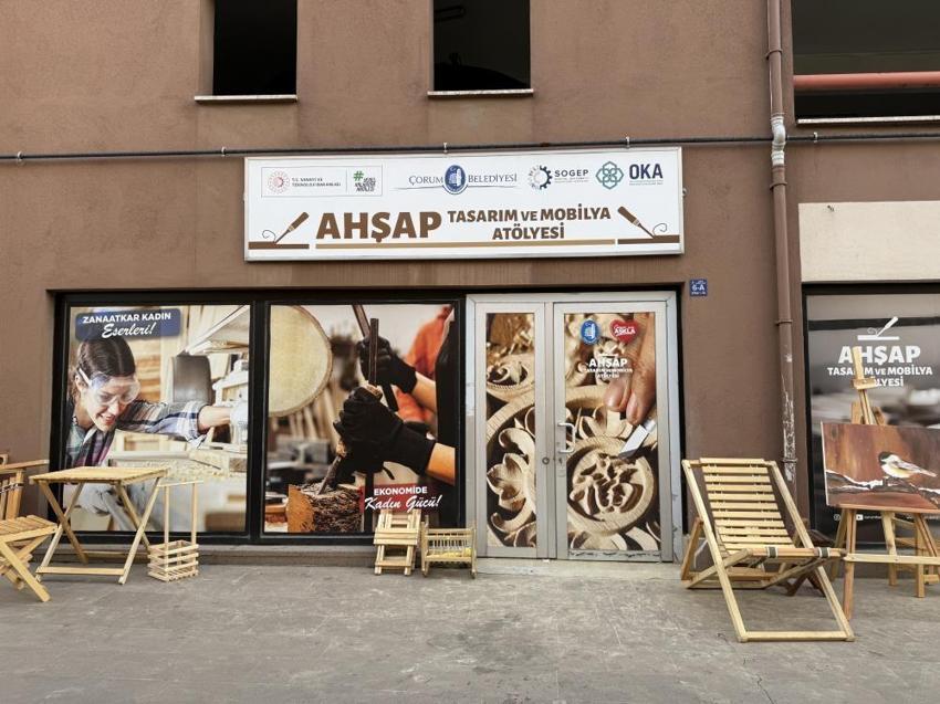 Çorumlu kadınlar üreterek güçleniyor! Hem öğreniyor hem para kazanıyorlar