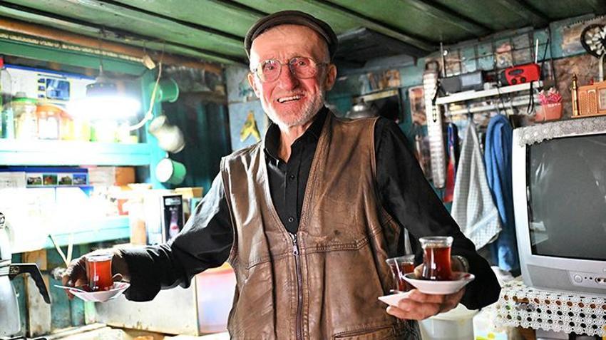 Trabzon'da 2 bin rakımlı Kusal Yaylası'nda yarım asırlık sevda! İlk kar yağana kadar açık: Turistlerin yeni uğrak noktası oldu