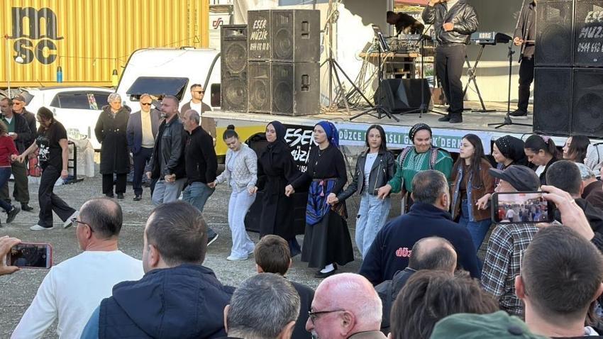 Düzce'de ikinci kez oldu: Yüzlerce kişi bir anda oynamaya başladı