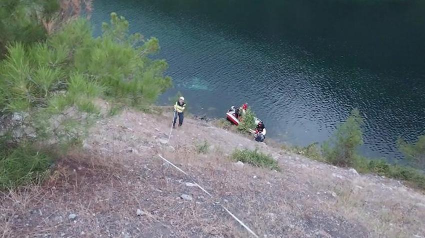 O doktor cezaevinde intihar etti! Eşini ve oğlunu tasarlayarak öldürme suçundan tutuklanmıştı