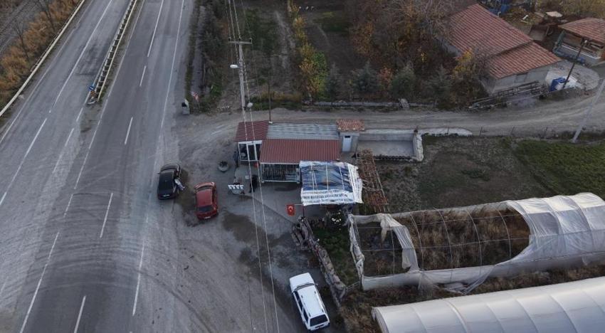 Çankırı'nın meşhuru yola düştü: Kara yolu kenarında tezgaha indi! 6 yıldır şifa satıyor