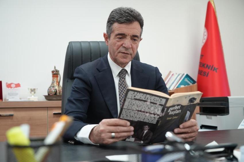 40 yıl sonra mezun olduğu okula müdür olarak döndü: Her şeyi satır satır yazıyor