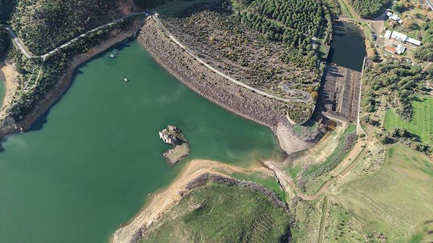 Çanakkale Bayramiç Barajı'nda su bitmek üzere! Kesintiler her an başlayabilir: Su seviyeleri inanılmaz derecede düştü