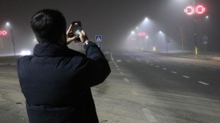 Sivas'ta sıcaklıklar eksi 2 dereceye kadar düştü şehir yoğun sise gömüldü