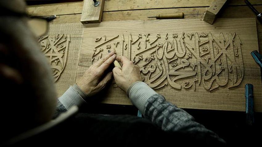 4 kuşak sürdürdüğü aile mesleği unutulmasın diye evinin kilerinde yapmaya başladı! Adeta zamana direniyor: 10 metrekare alanda harikalar yaratıyor