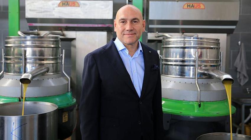 Zeytin sıkımından çıkan gübreli su tarım arazilerine geri dönüyor! 200 bin metreküp 'Altın Su' ile üreticinin maliyeti düşecek