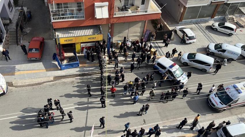 Mersin'de kan donduran olay! Önce anne ile oğlunu daha sonra büfe sahibini katletti