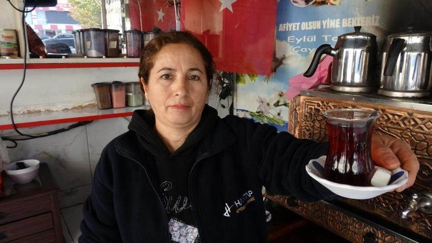 Eleman bulamayınca eşine yardım etmek için başladı! Şimdi herkes onu konuşuyor
