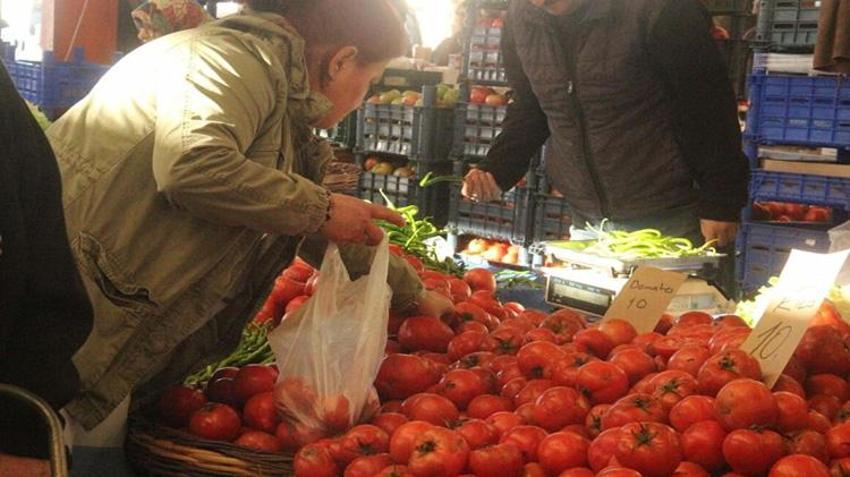 Son hasatta çiftçiye büyük şok! Çanakkale'de ürünler tarlada çürüdü! Kilosu 10 liraya düştü!
