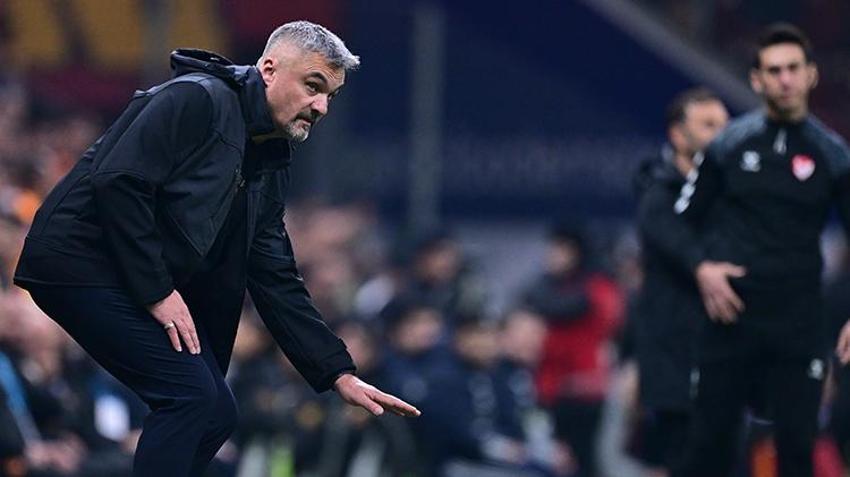 Samsunspor'da 3-2 sonrası Thomas Reis çıldırdı: Büyük bir skandal