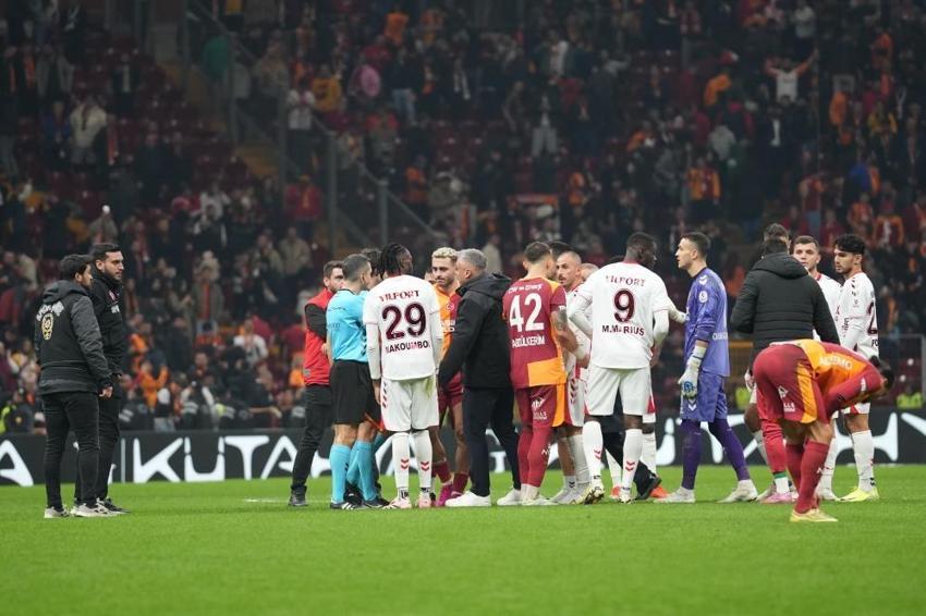 Samsunspor'da 3-2 sonrası Thomas Reis çıldırdı: Büyük bir skandal