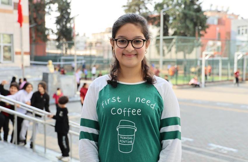 İkranur, 3 yıl sonra lösemiyi yenerek okula döndü: Tek hayali doktor olup kanserli çocukları kurtarmak! Çiçekler ve balonlarla karşıladılar