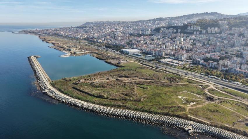 Trabzon'a 1 km uzunluğunda plaj geliyor! Uzunkum projesi hazır: Başkan Genç 'ihaleyi yıl bitmeden yapacağız!' dedi