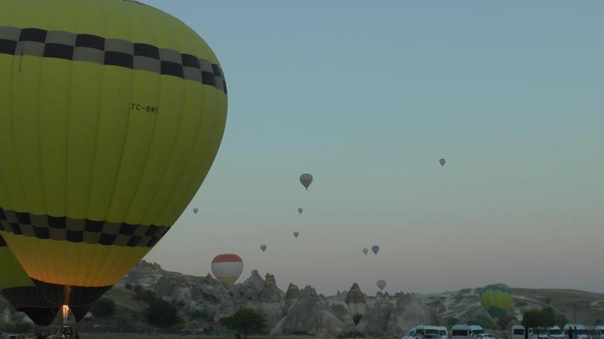 Kapadokya'da sıcak hava balonlarına 4 gündür izin yok!