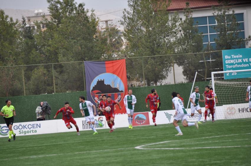 Bursaspor, Mardin 1969'u Ertuğrul Ersoy ve Barış Gök ile geçti