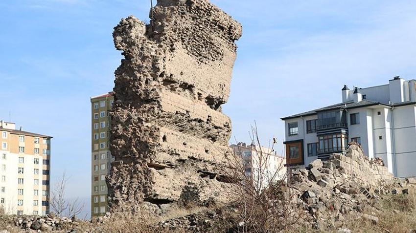 Dünyanın en eski hastanesi! Kayseri’nin antik hazinesi tarihe kazandırılmayı bekliyor