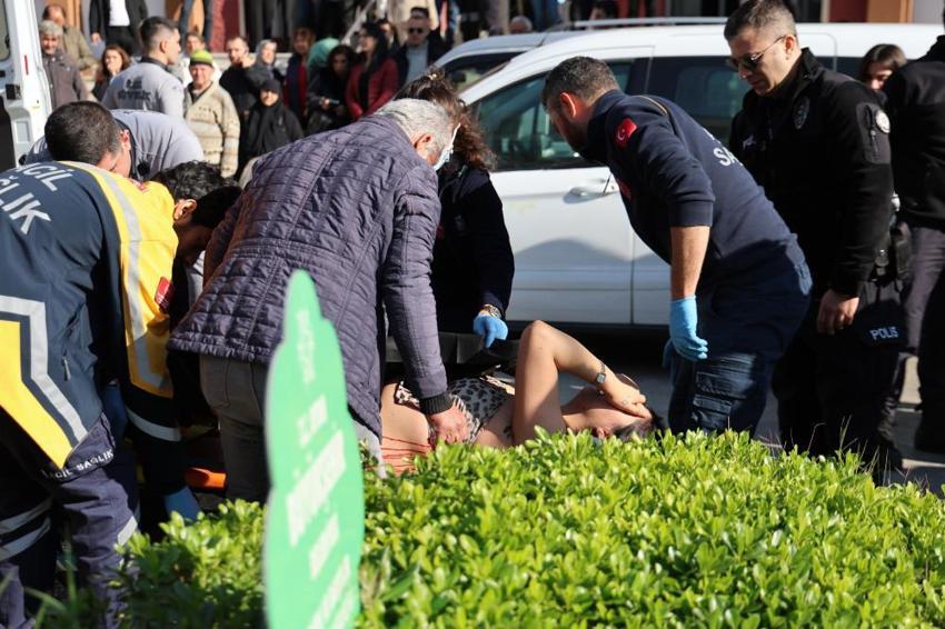 Aydın'da kanlı mahkeme çıkışı! Boşanma aşamasında olduğu karısını bıçakladı