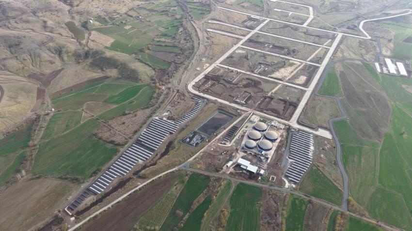 Elazığ'da kent ekonomisini uçuşa geçiren dev proje: Et üretim merkezi olacak, bin 200 kişiye istihdam imkanı sağlayacak