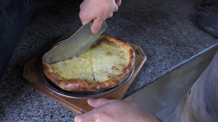 18 yaşında yayla lezzetinin ustası oldu! Önce coğrafi işaret aldırdı, şimdi sırrını oğullarına öğretiyor