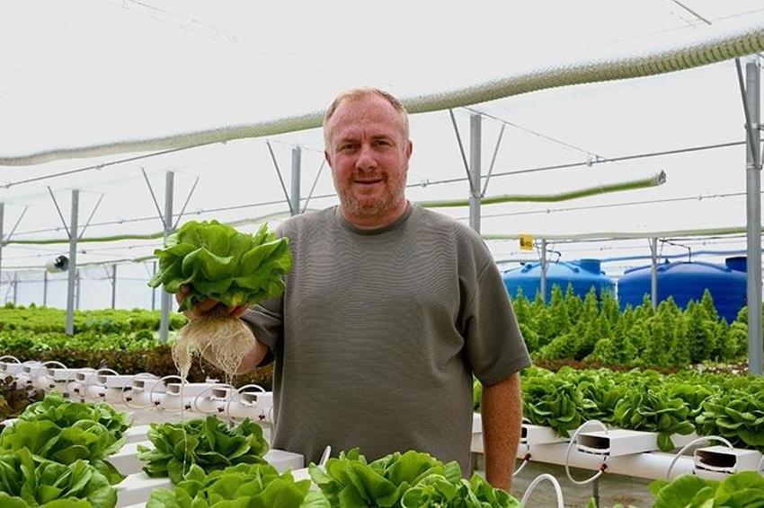 50 dönümlük kapasiteyi 5 bin metrekareye sığdırdı: Her kuruşu yatırım yaptı! Günlük 400 kilo alıyor