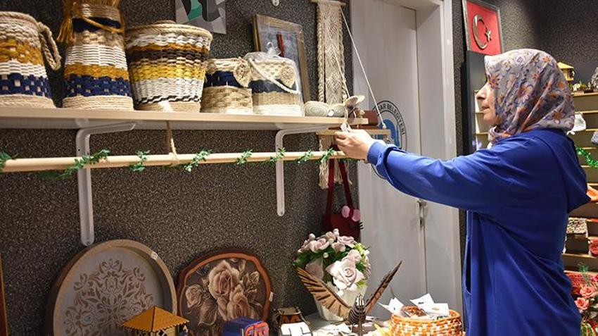 Trabzonlu kadınlardan girişimcilik hamlesi! El emeği iki binden fazla ürünü bu pazarda satıyorlar