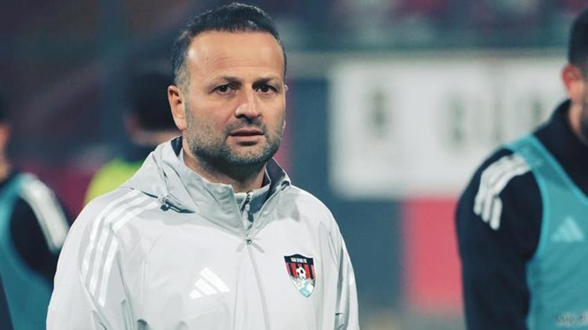 Vanspor'da Osman Zeki Korkmaz gelir gelmez ilk hamlesini yaptı