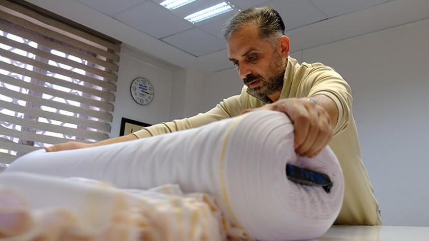 Böyle girişimcilik fikri görülmedi! Semazen kıyafetinin 'uygunsuz' yerlerde dikildiğini öğrenince harekete geçti