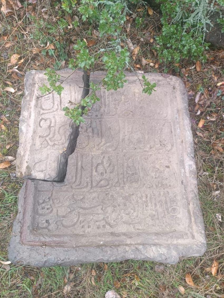 Tokat'ta kırık halde bulundu: 865 yıllık hükümdar buyruğu devlet korumasında!