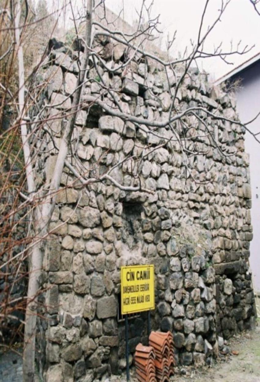 Tokat'ta kırık halde bulundu: 865 yıllık hükümdar buyruğu devlet korumasında!