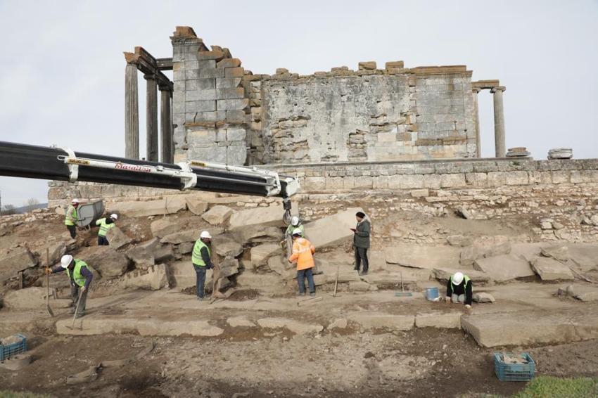 Kazı alanına gelince karşılaştılar! Derhal ertelendi: Sırrı araştırılıyor