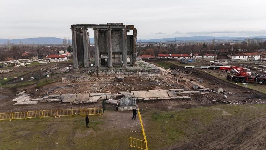 Kazı alanına gelince karşılaştılar! Derhal ertelendi: Sırrı araştırılıyor
