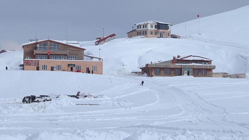 Hakkari kış turizminin merkezi olacak: Hazırlıklar başladı, akın akın gelecekler! İran ve Irak'tan talep yağıyor